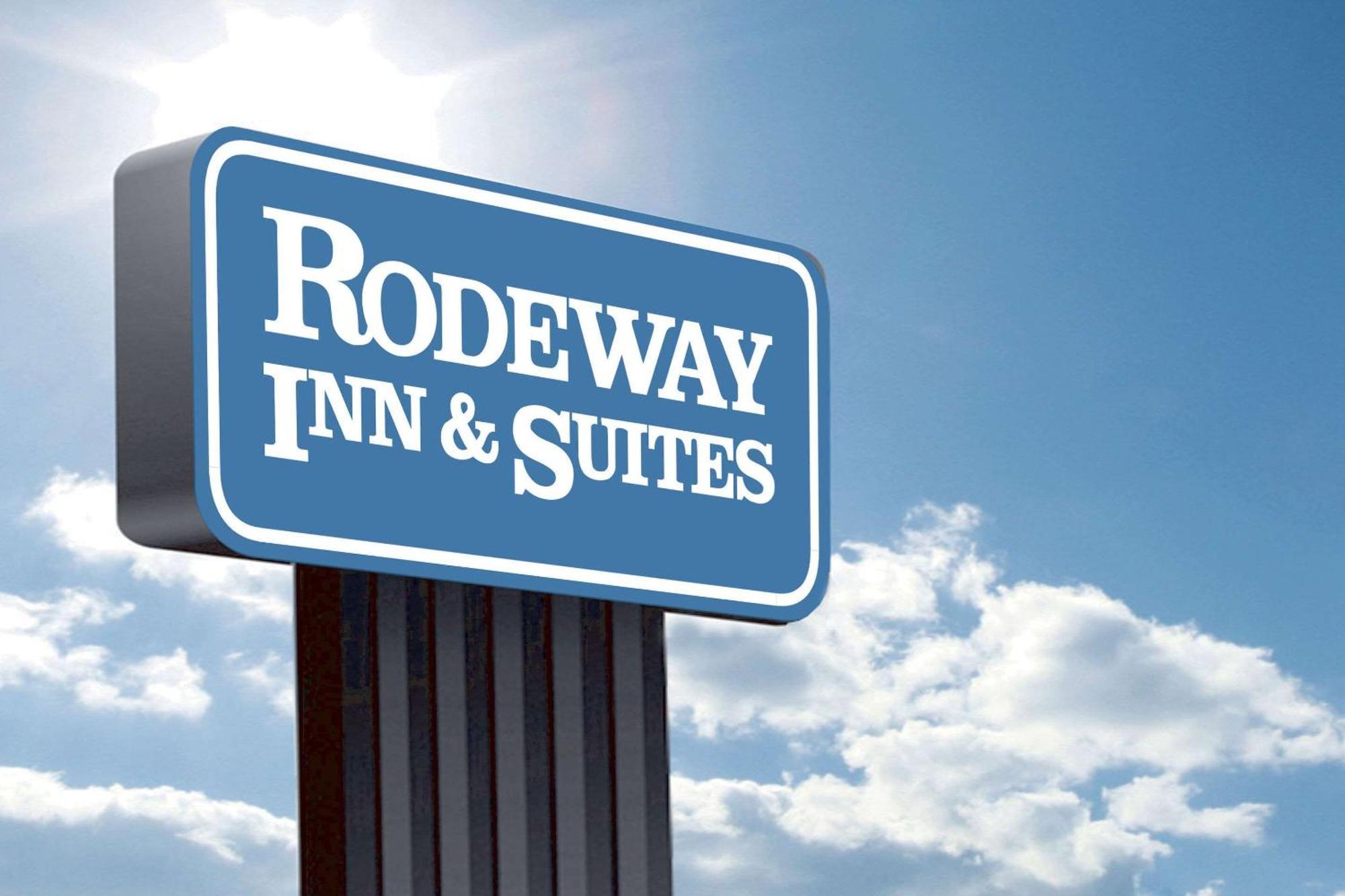Rodeway Inn & Suites Saginaw Exterior foto